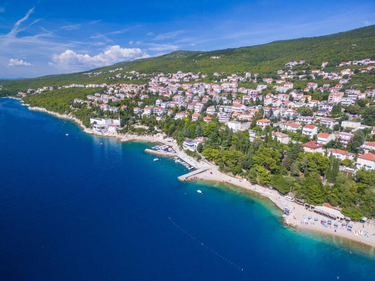 Apartment Davor Dramalj Kültér fotó